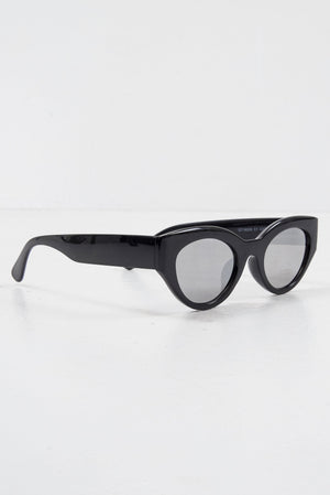Black Chunky Oval Tinted Lens Sunglasses - Dailey