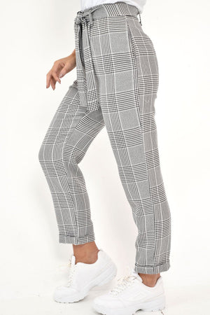 Hounds-Tooth Tapered Trousers With Turned Up Hem - Kharli